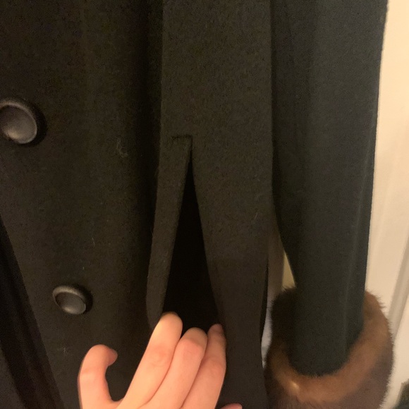 Parkmoor New York Black Wool Coat w Brown Fur Collar and Cuffs - Picture 7 of 11